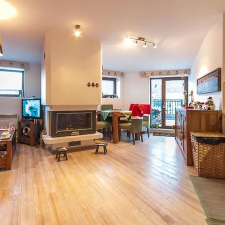 Mountain Paradise 4 Apartment *